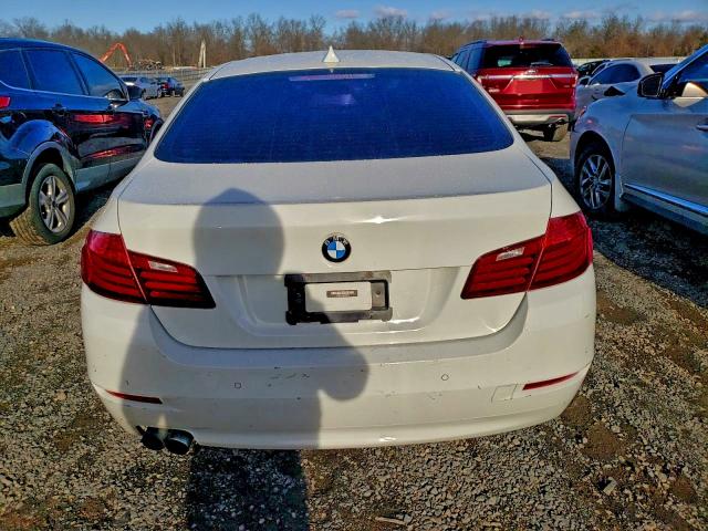 2016 BMW 528 XI #3303778437