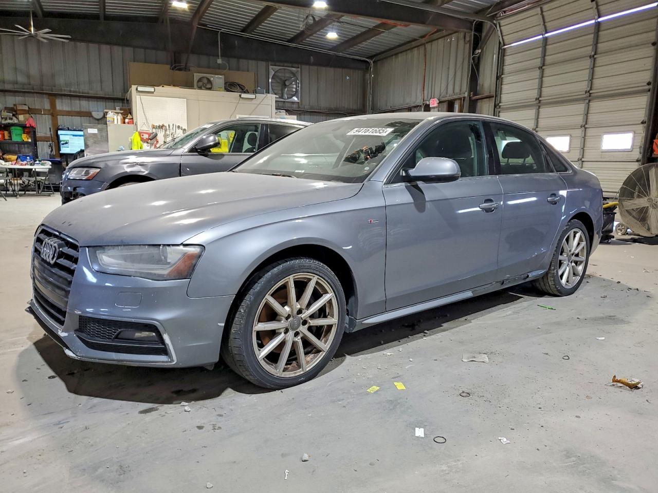 AUDI A4 PREMIUM PLUS S-LINE