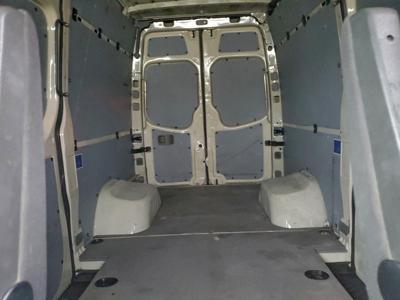 MERCEDES-BENZ SPRINTER 3500