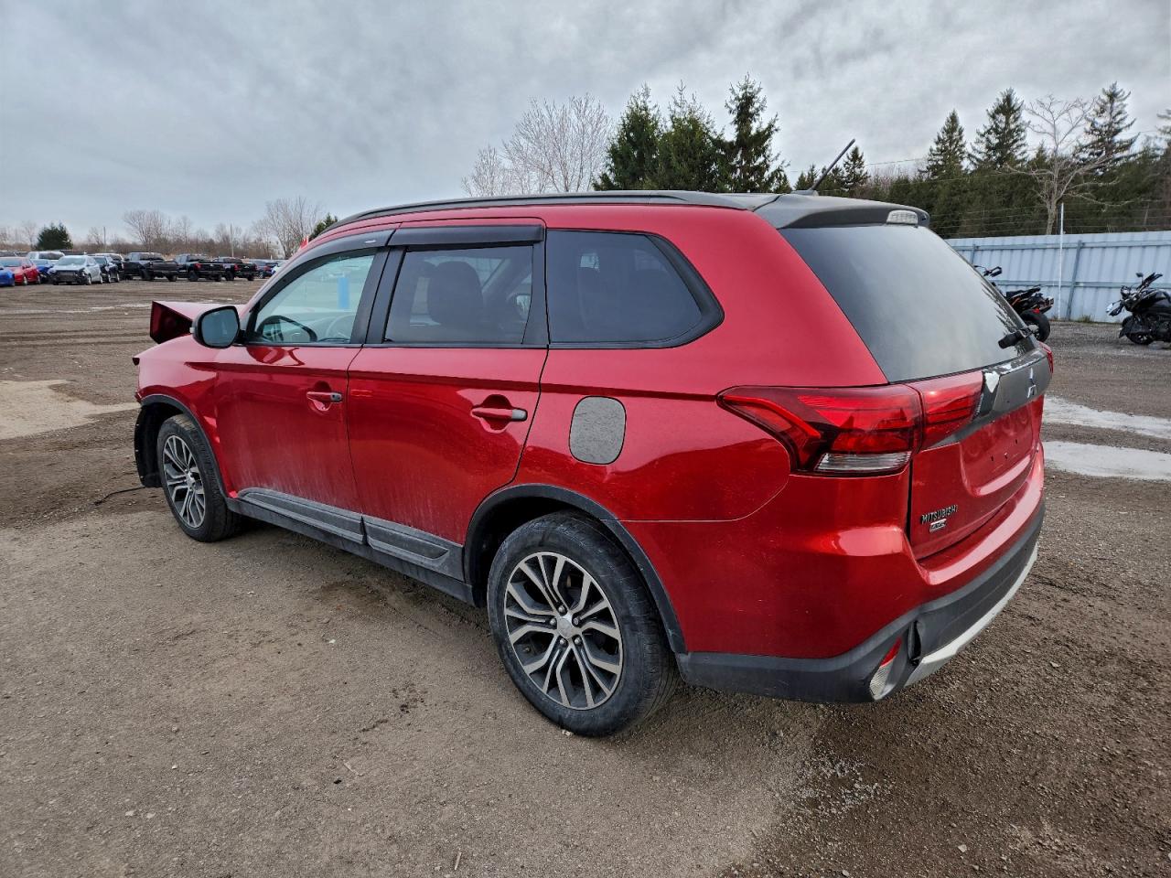 MITSUBISHI OUTLANDER ES