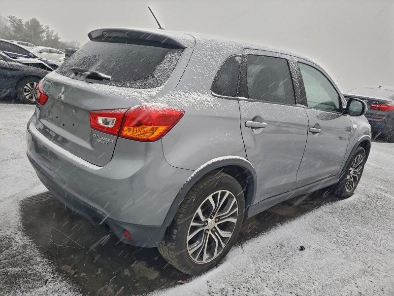 2016 MITSUBISHI OUTLANDER #3305303301