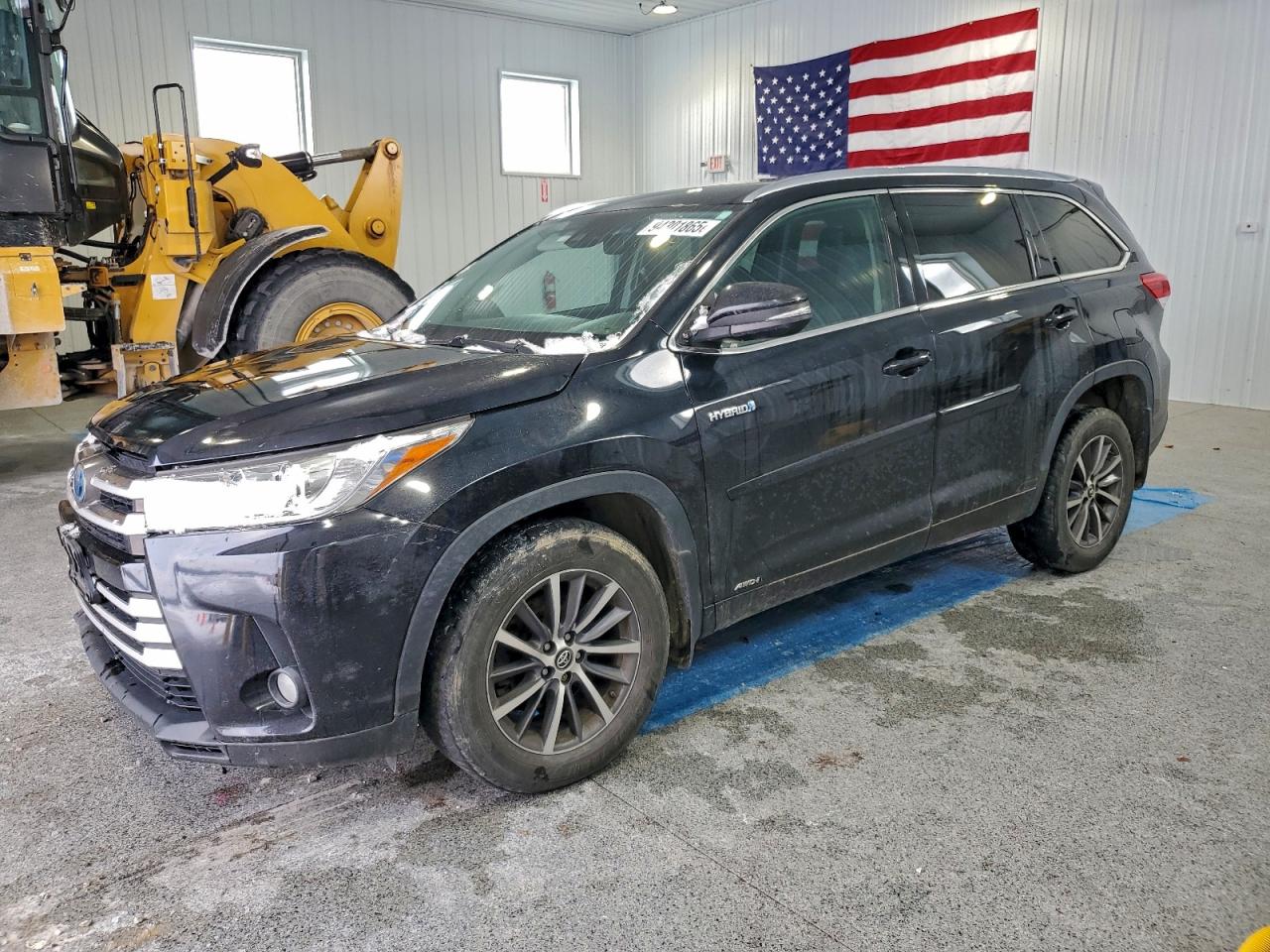 TOYOTA HIGHLANDER HYBRID