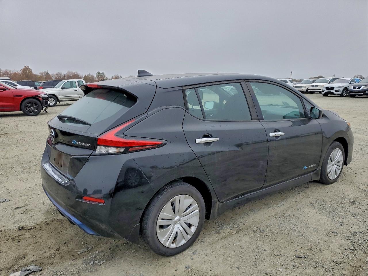 NISSAN LEAF S