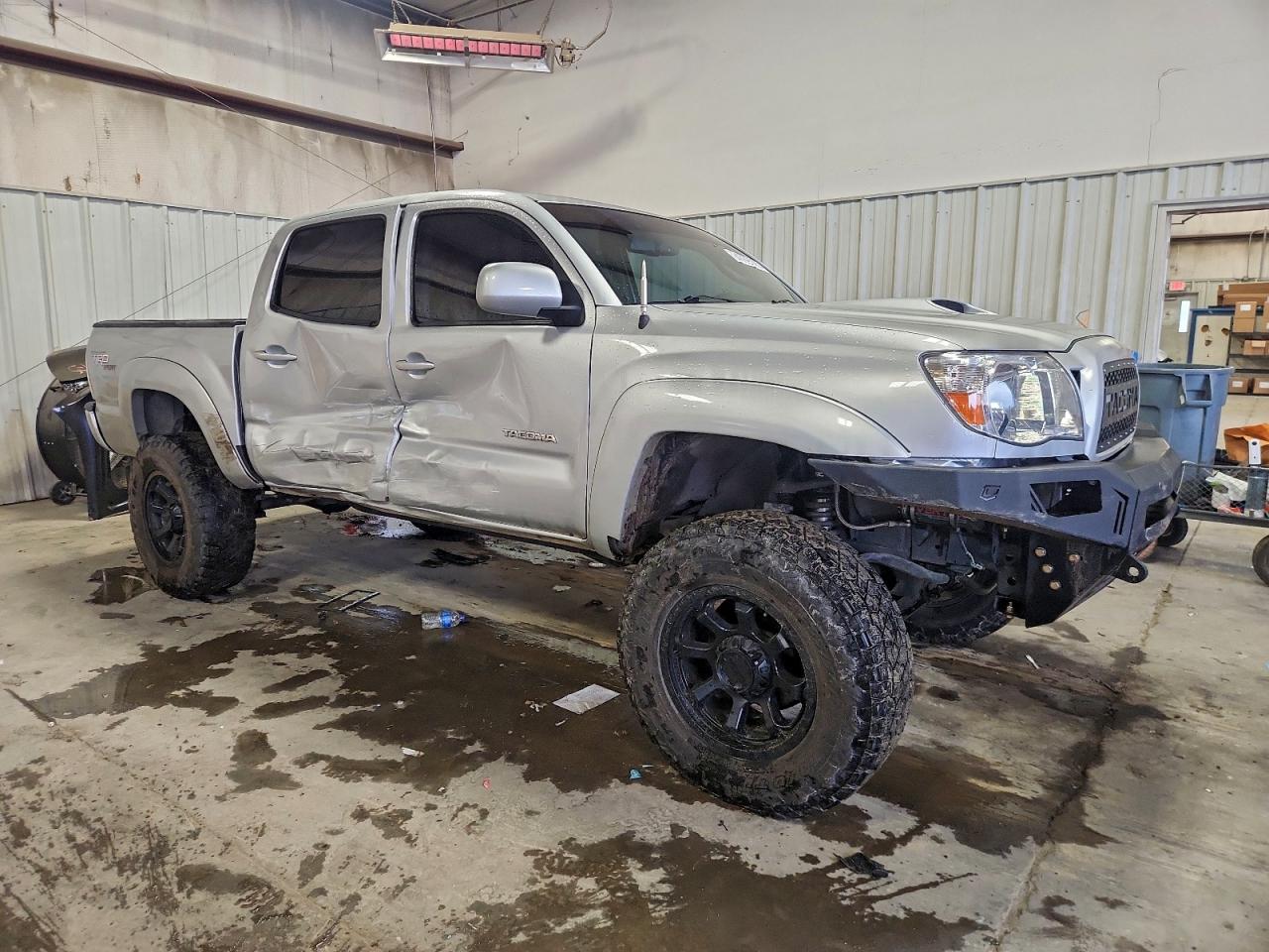 TOYOTA TACOMA DOUBLE CAB