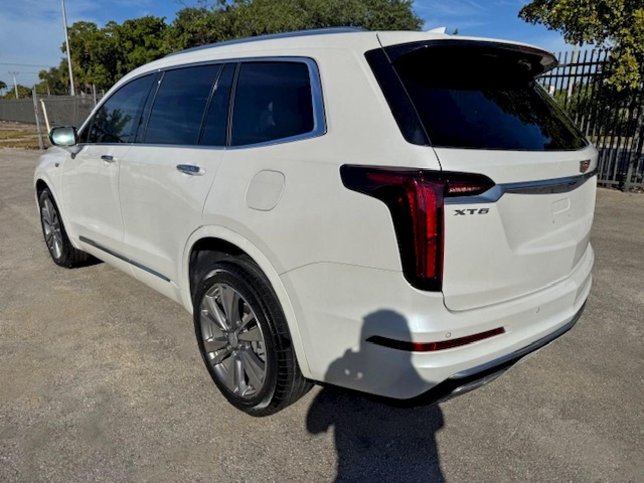CADILLAC XT6 PREMIUM LUXURY