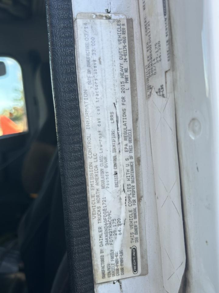 Lot #3305599101 2015 FREIGHTLINER 122SD