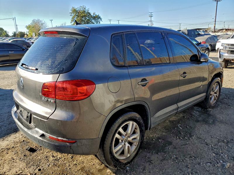 2012 VOLKSWAGEN TIGUAN S #3308360302
