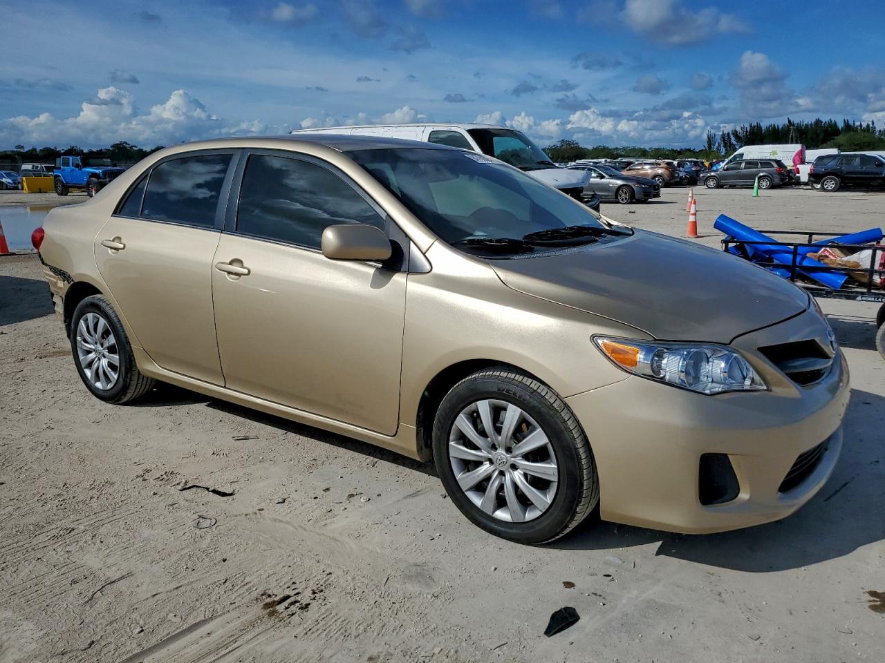 Lot #3302878929 2013 TOYOTA COROLLA BA