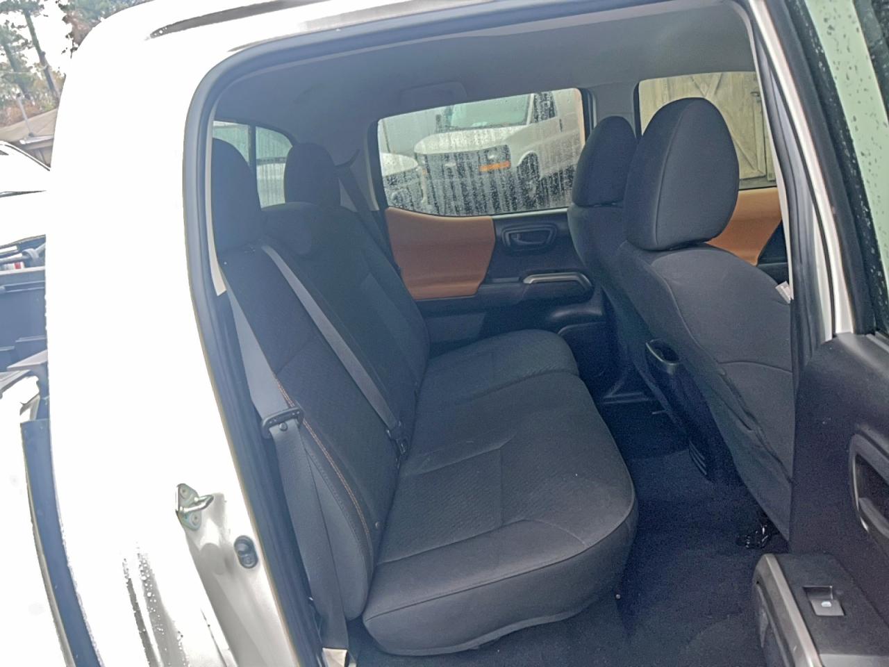 TOYOTA TACOMA DOUBLE CAB