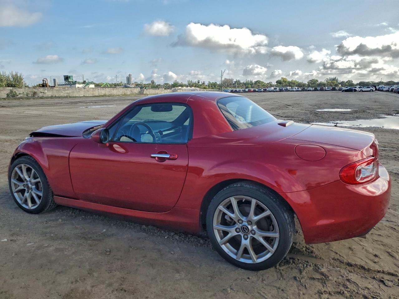MAZDA MX-5 GRAND TOURING