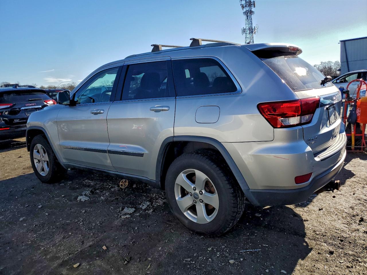 JEEP GRAND CHEROKEE LAREDO