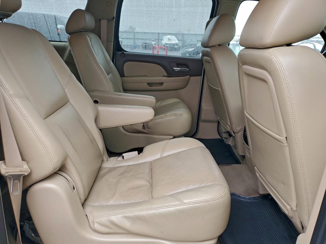 CHEVROLET SUBURBAN K1500 LTZ