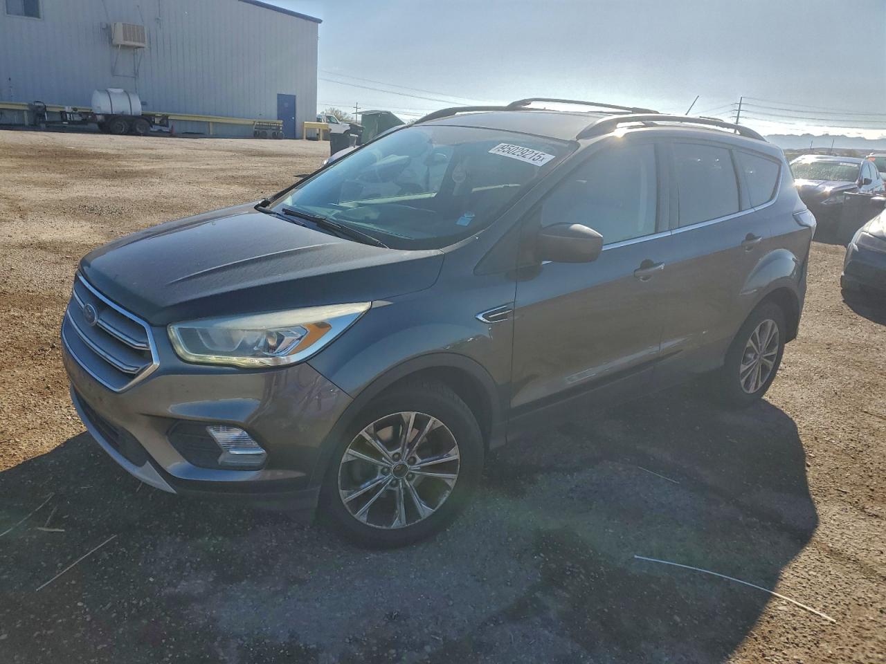 Lot #3309724835 2017 FORD ESCAPE SE