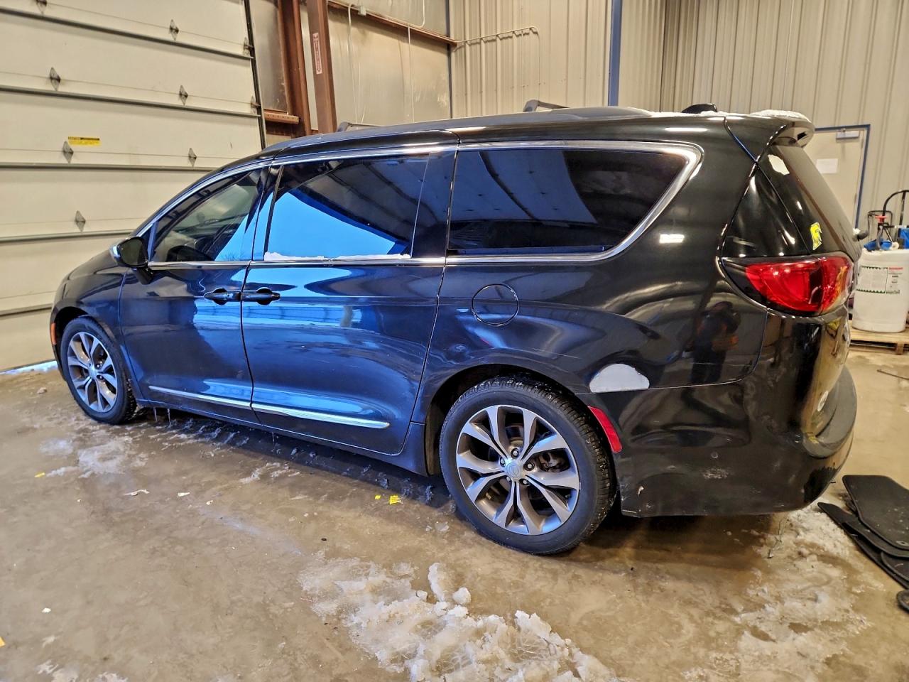 CHRYSLER PACIFICA LIMITED