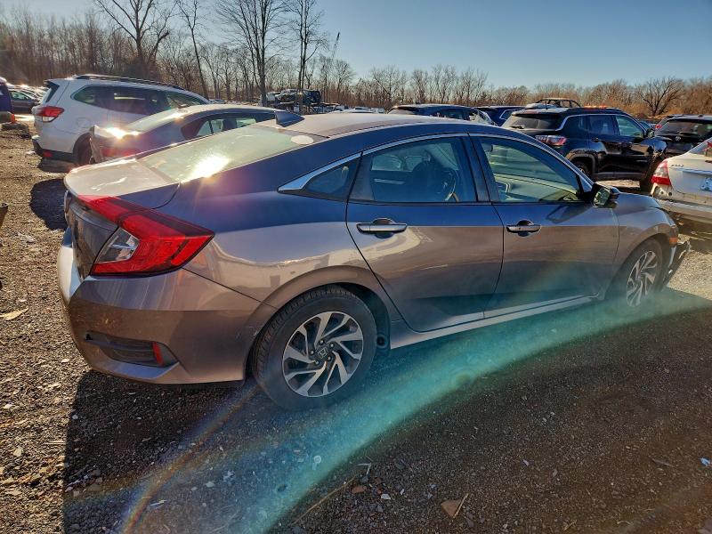 2018 HONDA CIVIC EX #3316715510