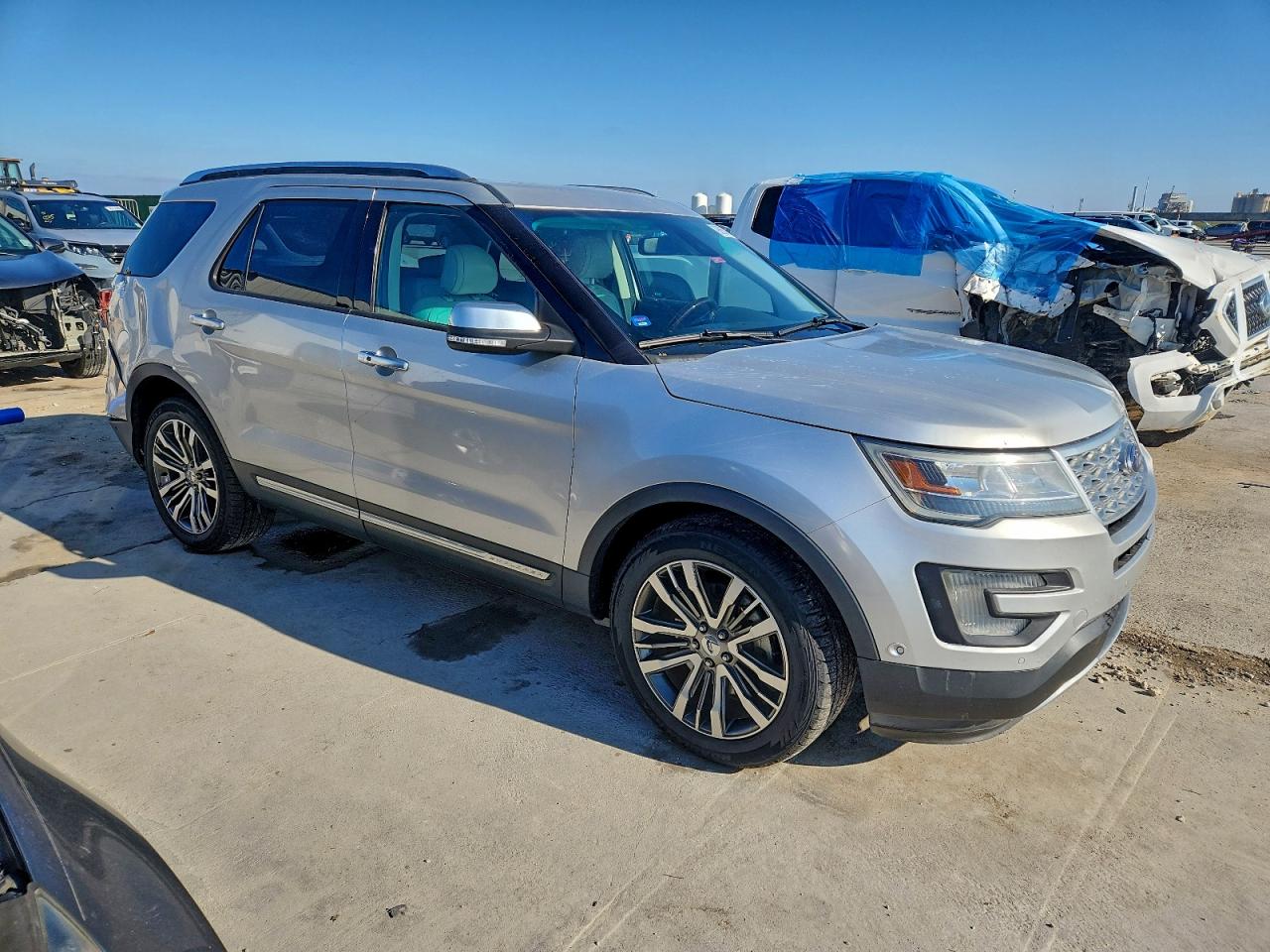 FORD EXPLORER PLATINUM
