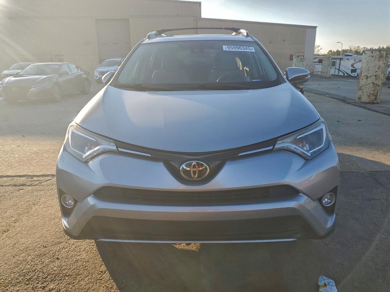 TOYOTA RAV4 XLE