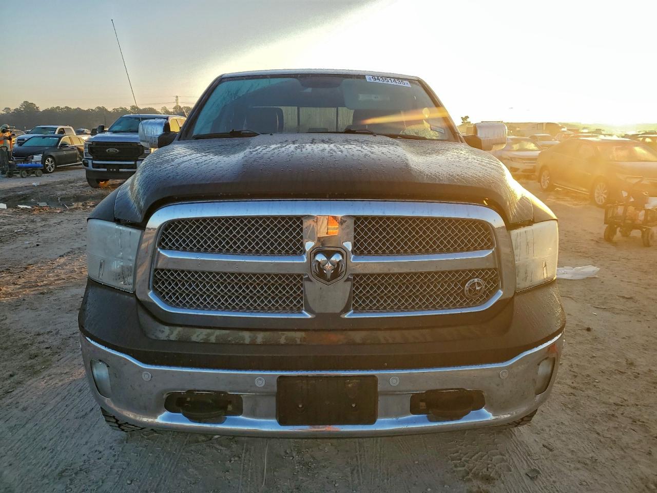 RAM 1500 SLT