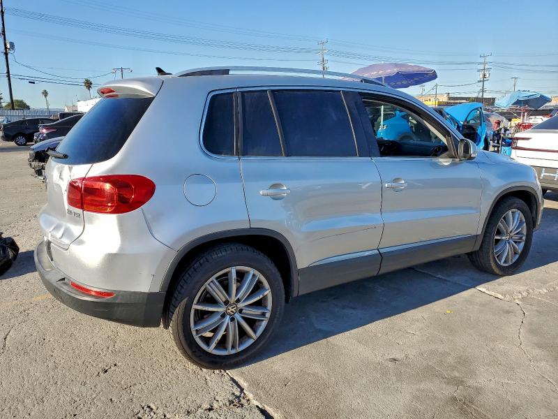 2012 VOLKSWAGEN TIGUAN S #3308478281