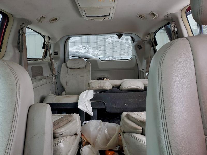 2010 CHRYSLER TOWN & COU #3316024801