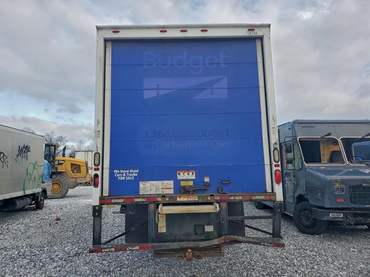 Lot #3317778065 2017 INTERNATIONAL 4000 4300