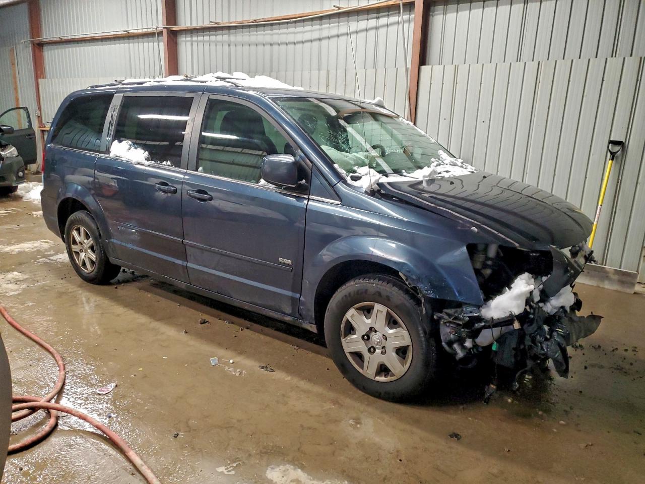 Lot #3315988135 2008 CHRYSLER TOWN & COU