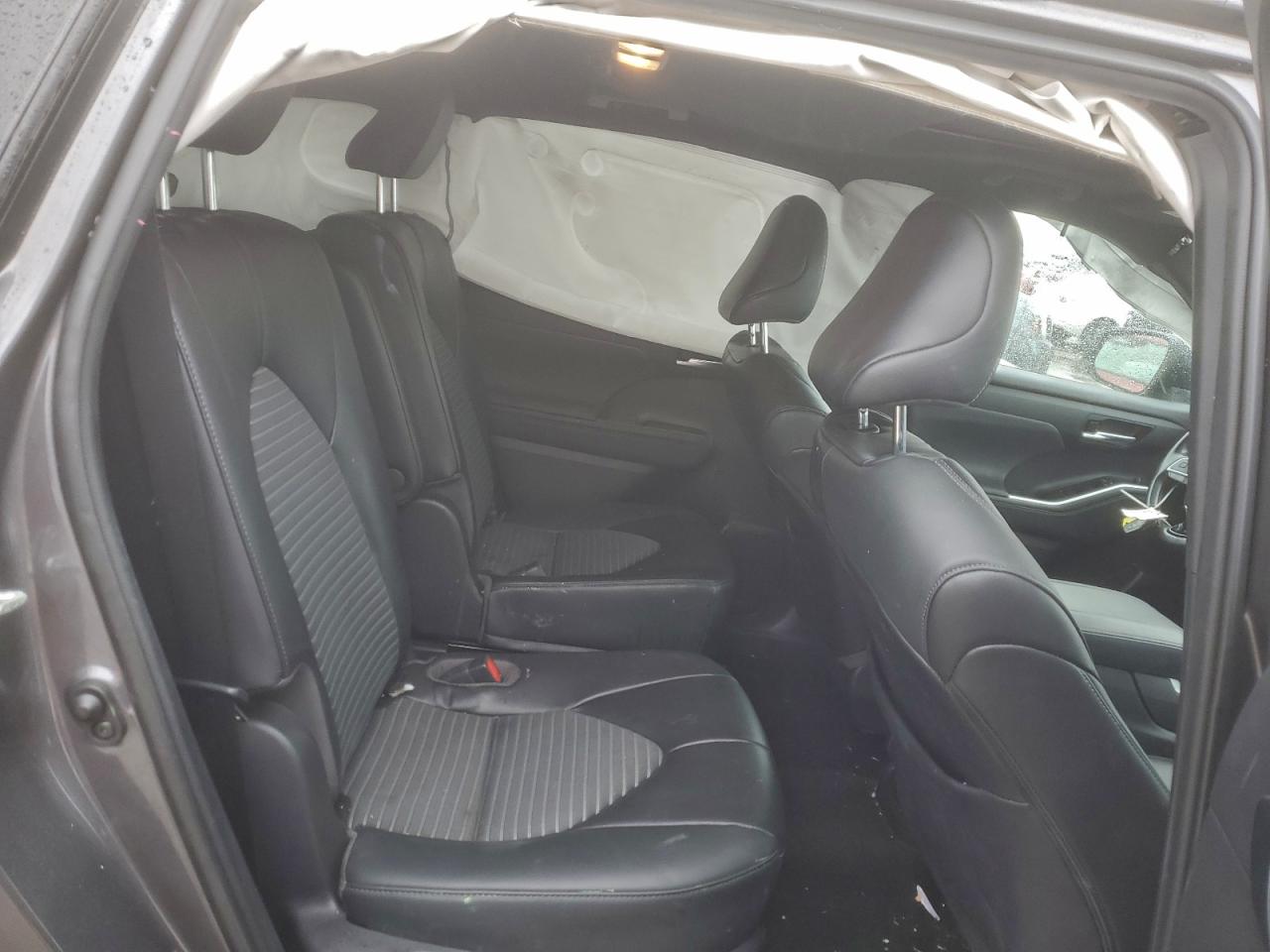 Lot #3305726747 2023 TOYOTA HIGHLANDER