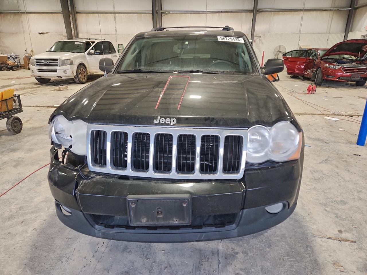 JEEP GRAND CHEROKEE LAREDO