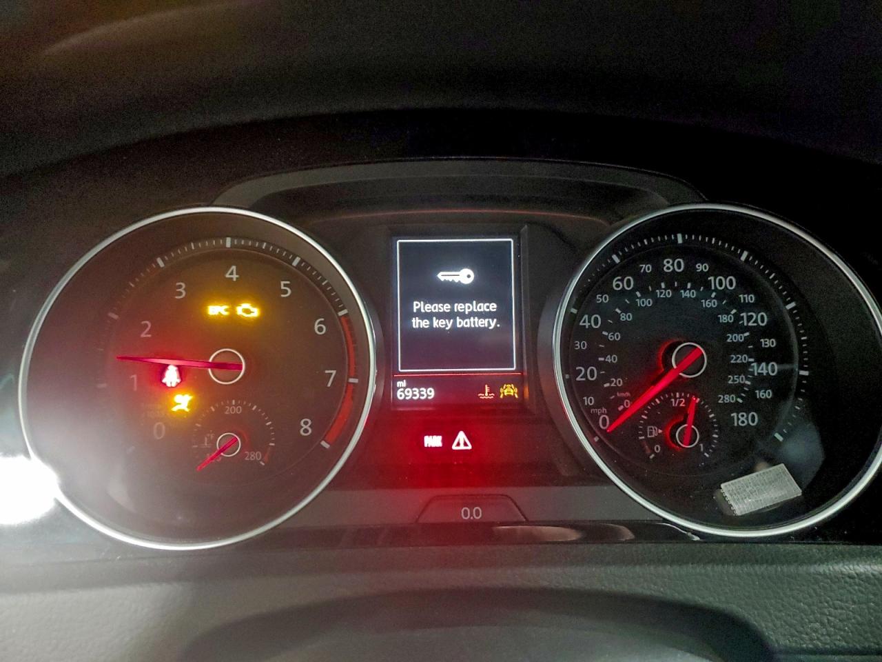 VOLKSWAGEN GOLF GTI S