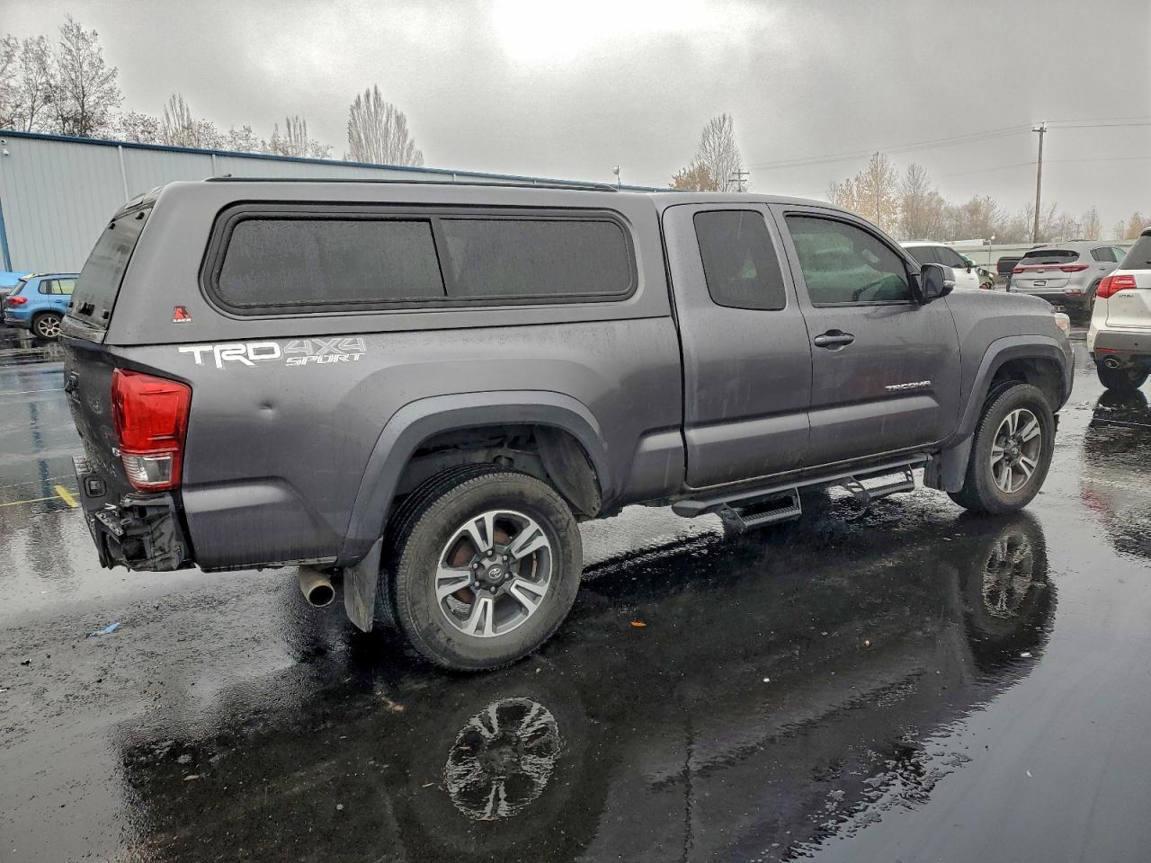 TOYOTA TACOMA ACCESS CAB