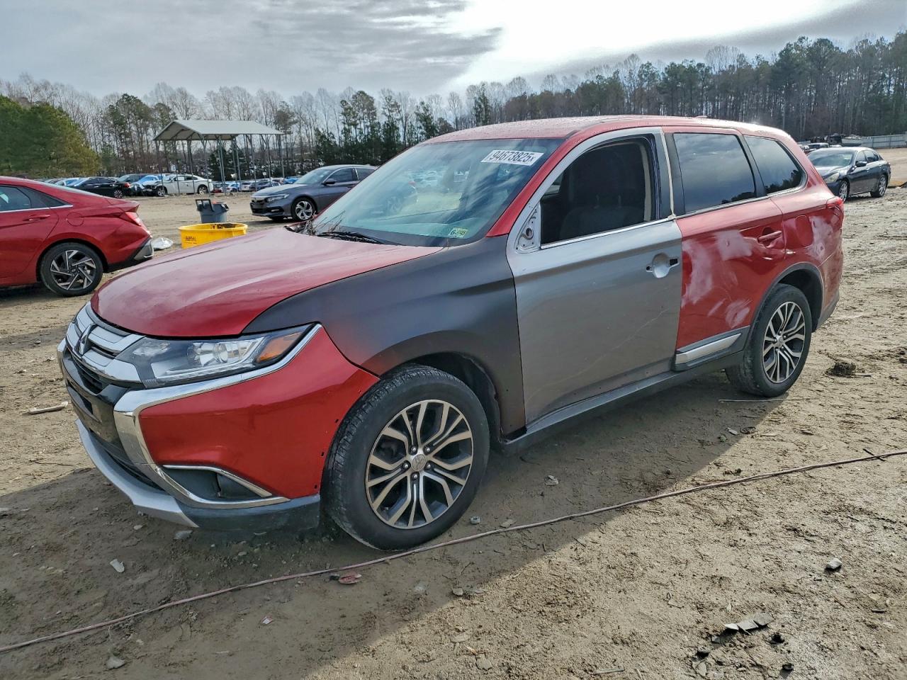 MITSUBISHI OUTLANDER SE
