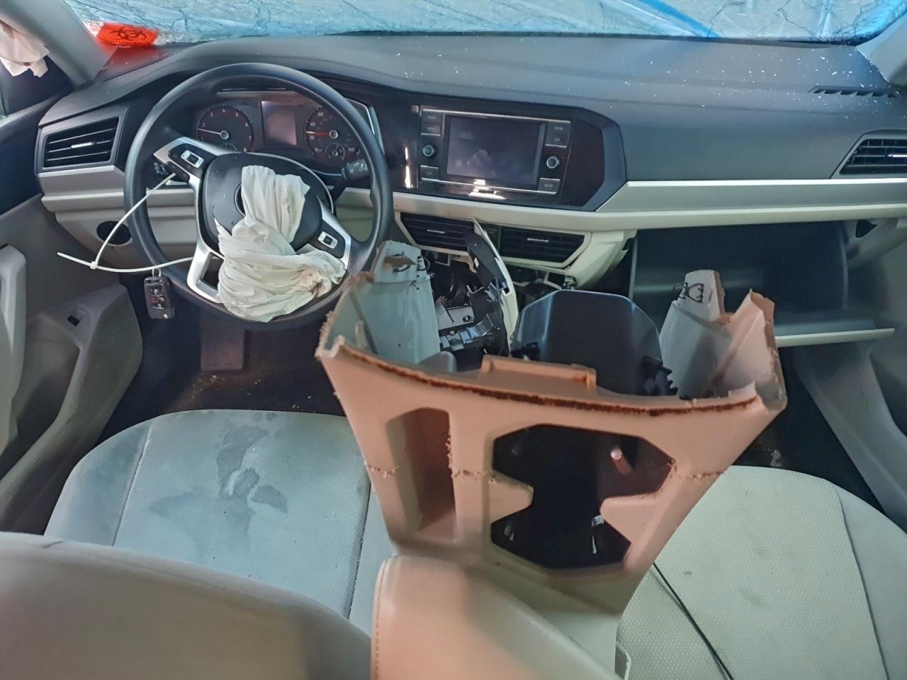 Lot #3309326995 2019 VOLKSWAGEN JETTA S