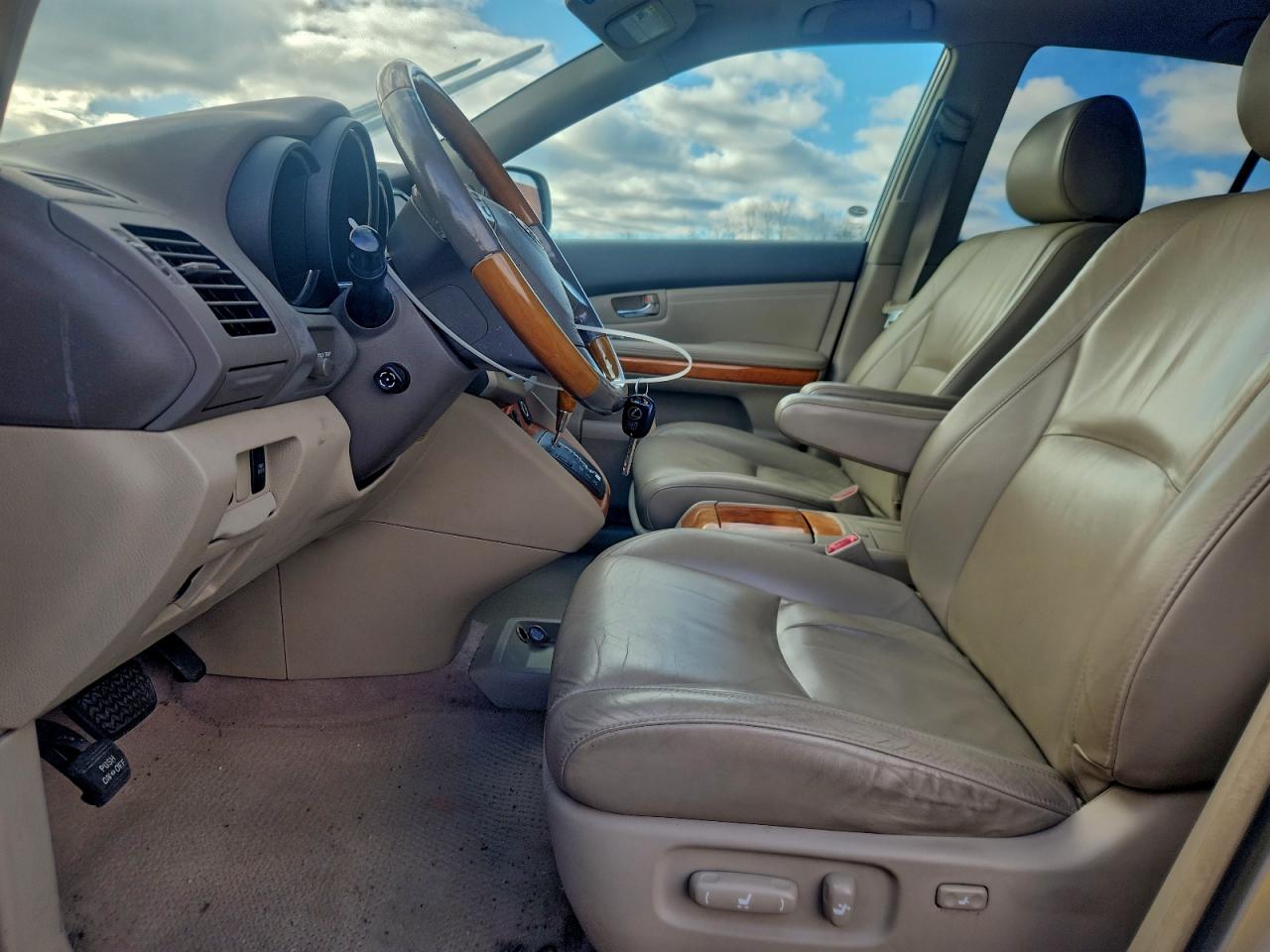 Lot #3301970471 2004 LEXUS RX 330