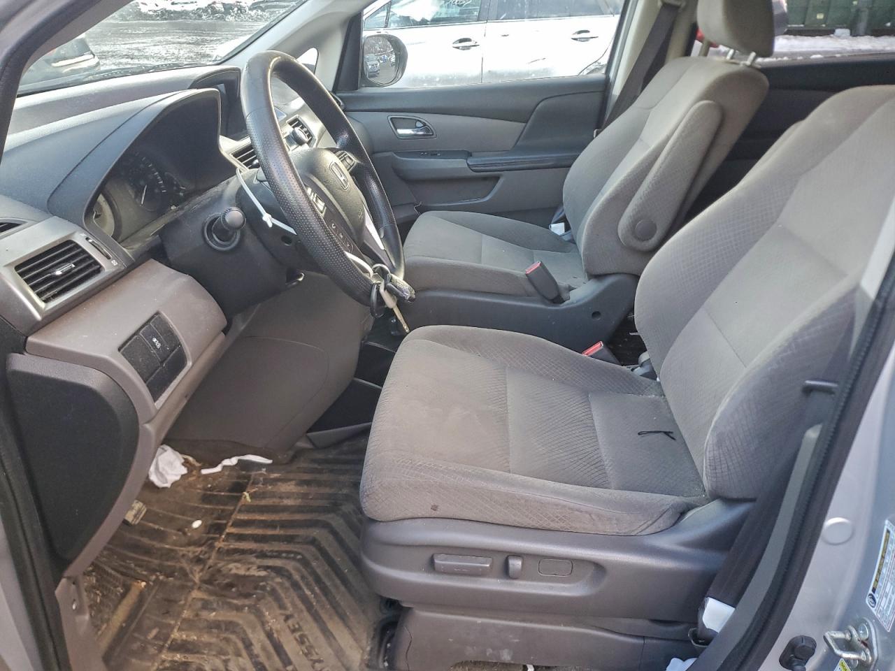 Lot #3312424696 2015 HONDA ODYSSEY LX