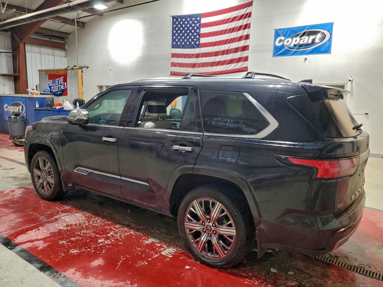 Lot #3318993341 2024 TOYOTA SEQUOIA SR