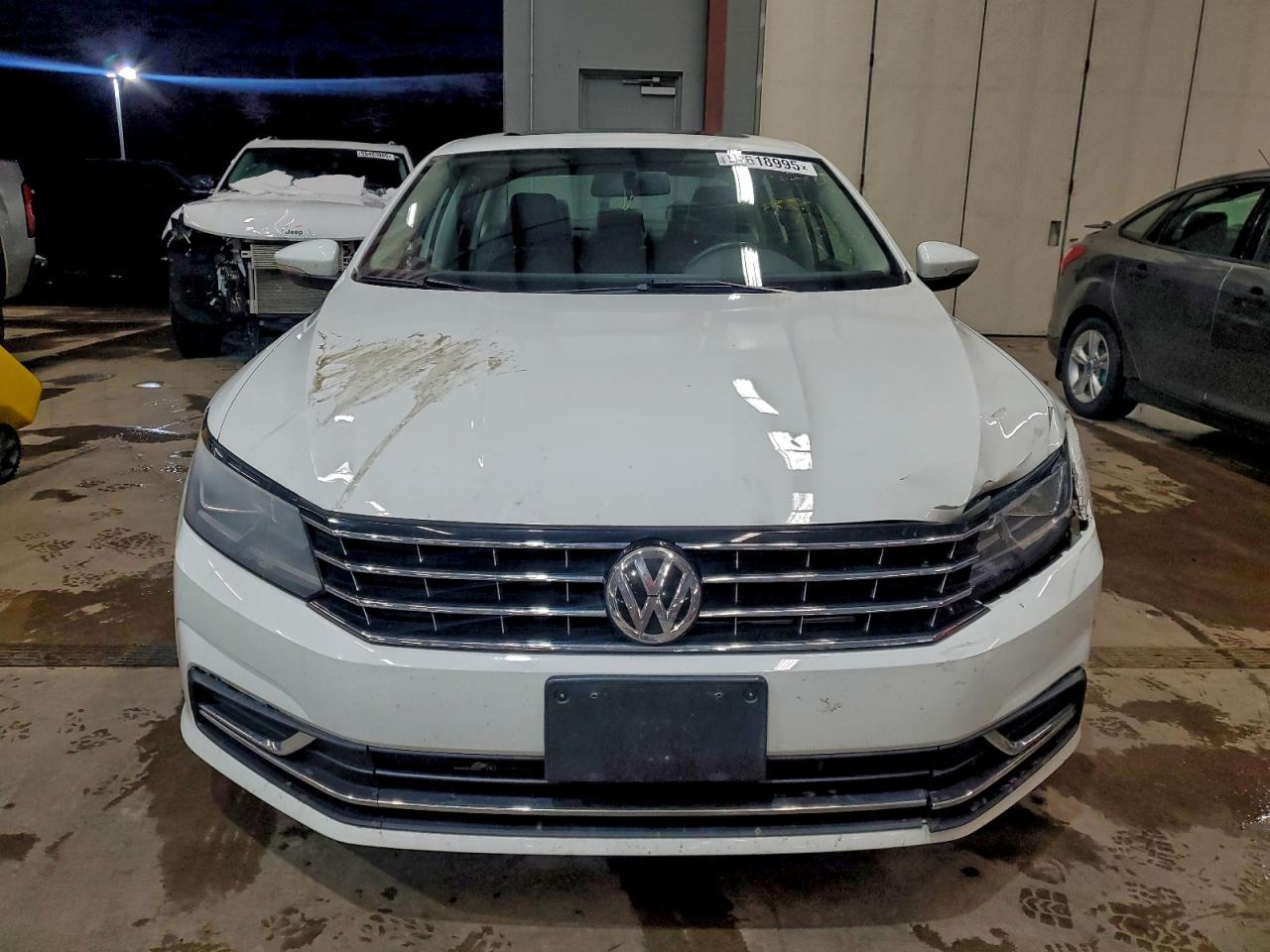 VOLKSWAGEN PASSAT SE