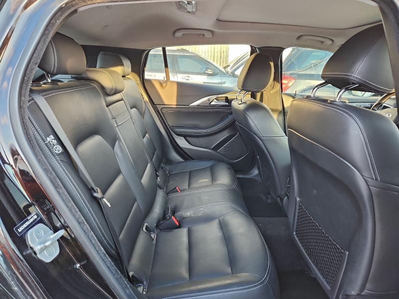 2018 INFINITI QX30 BASE #3304793315