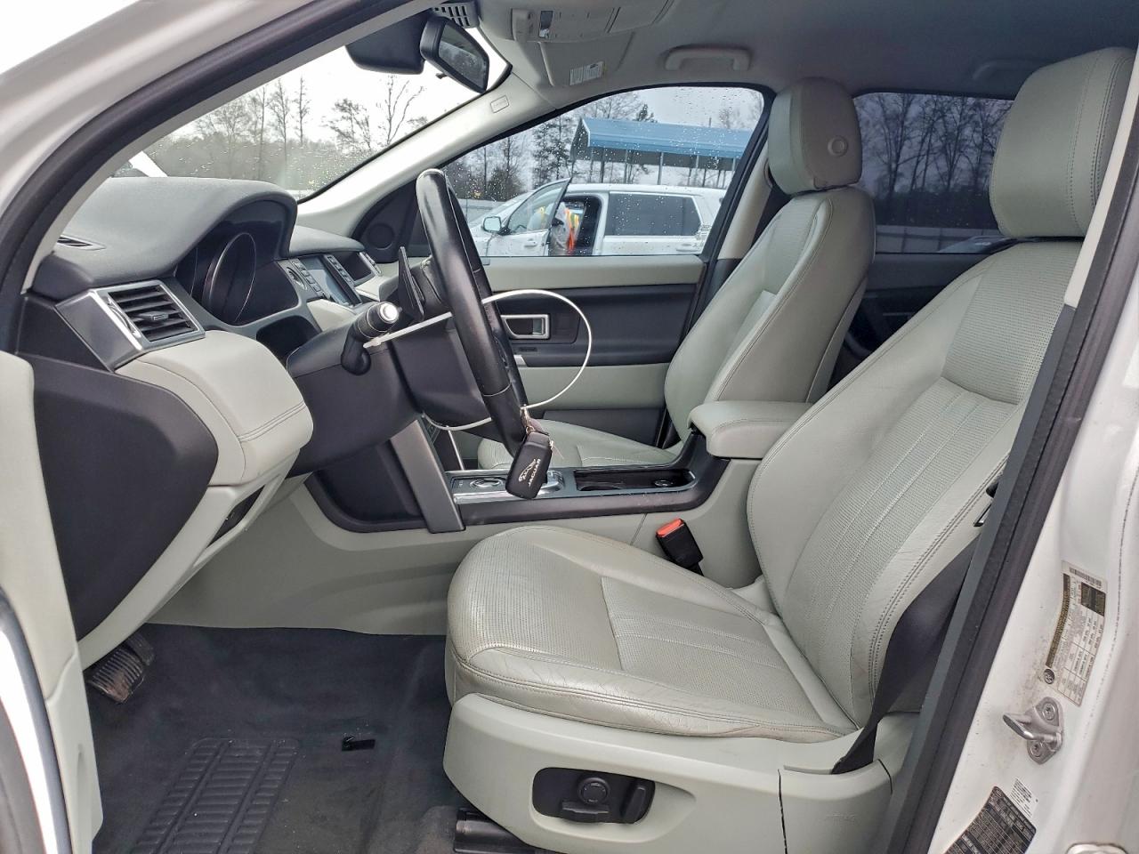 Lot #3312354771 2018 LAND ROVER DISCOVERY