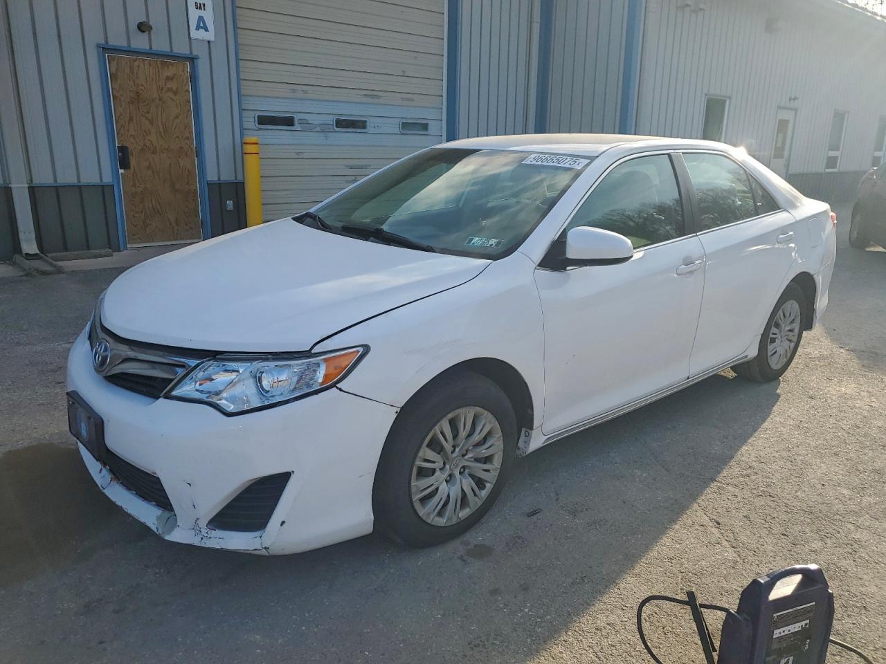 TOYOTA CAMRY HYBRID
