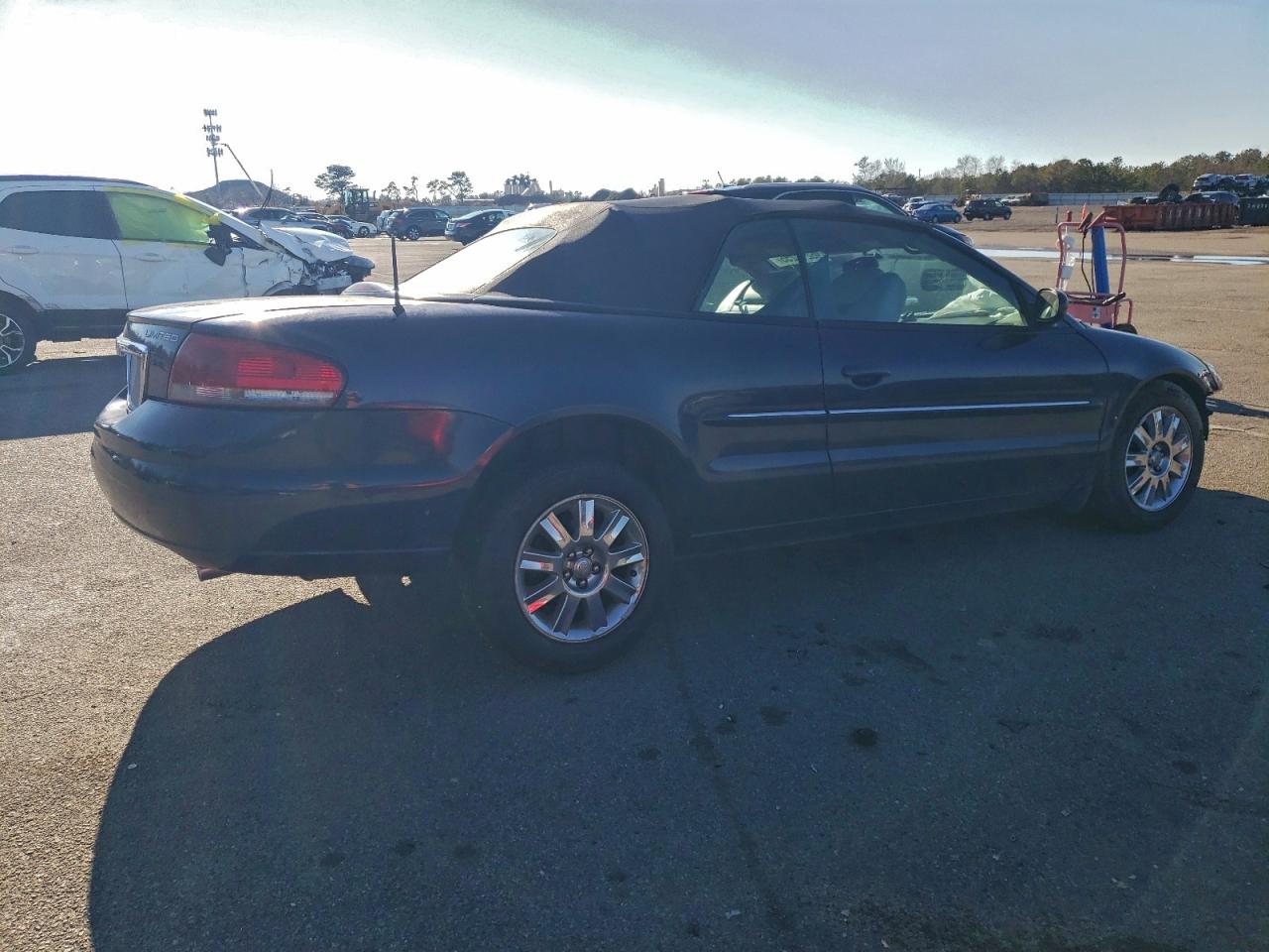 Lot #3315888144 2004 CHRYSLER SEBRING LI