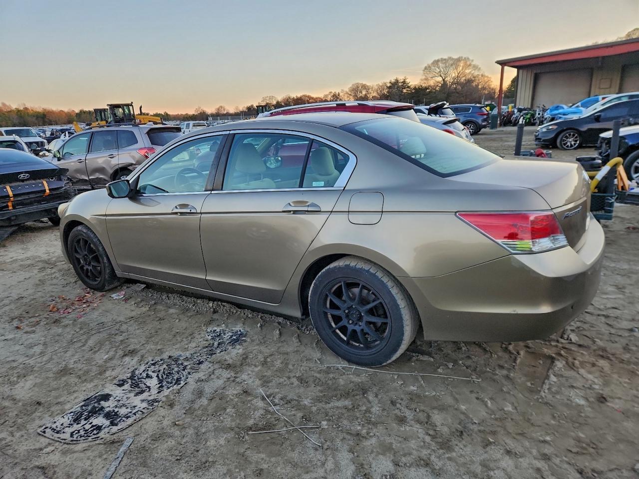 Lot #3304589436 2009 HONDA ACCORD LX