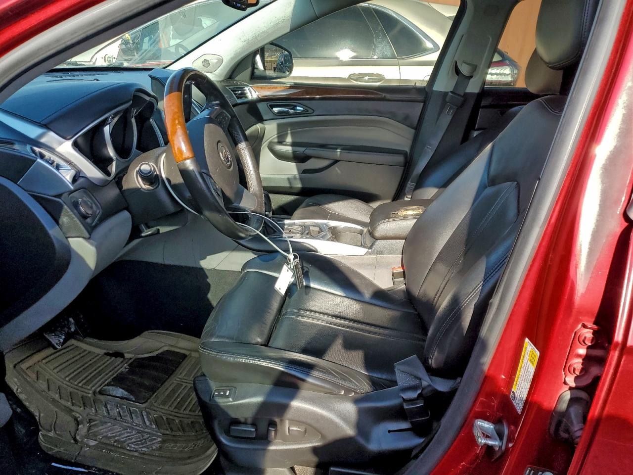 CADILLAC SRX LUXURY COLLECTION