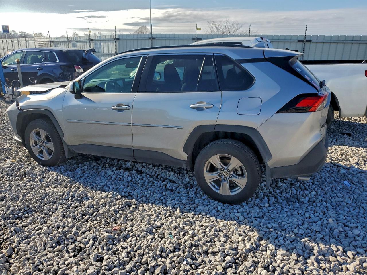 TOYOTA RAV4 XLE