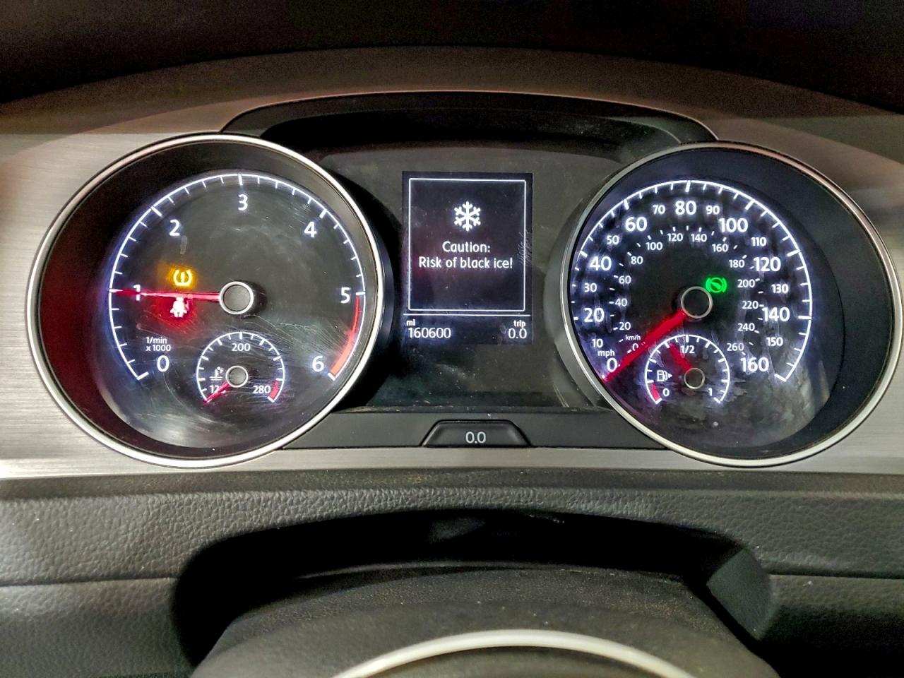 VOLKSWAGEN GOLF SPORTSVAN TDI S