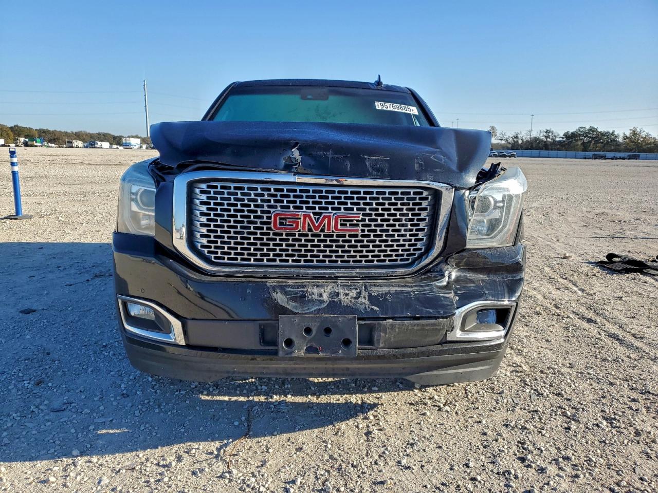 GMC YUKON DENALI