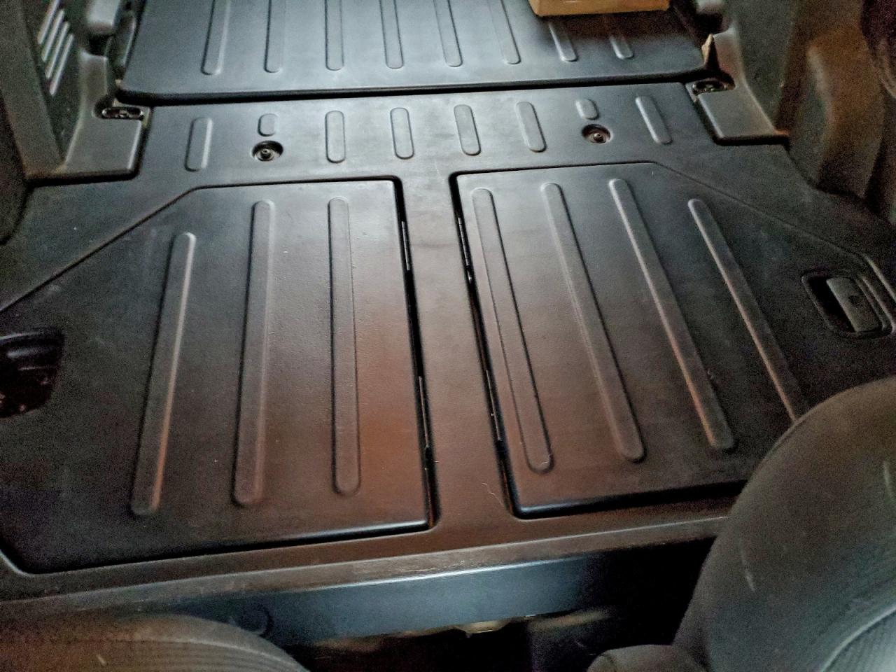 Lot #3316080265 2011 CHEVROLET HHR PANEL