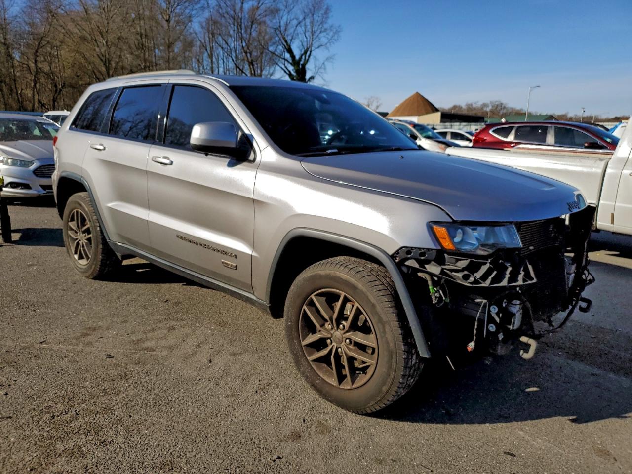JEEP GRAND CHEROKEE LAREDO