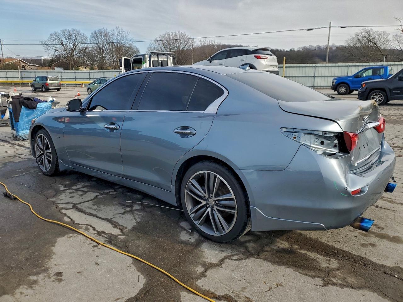 INFINITI Q50 BASE