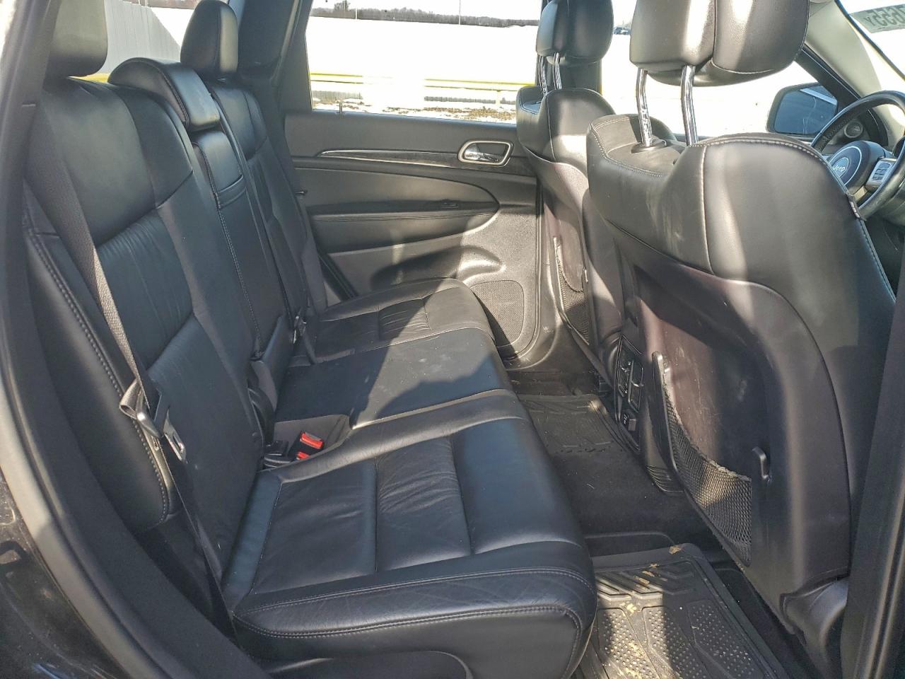 JEEP GRAND CHEROKEE LAREDO