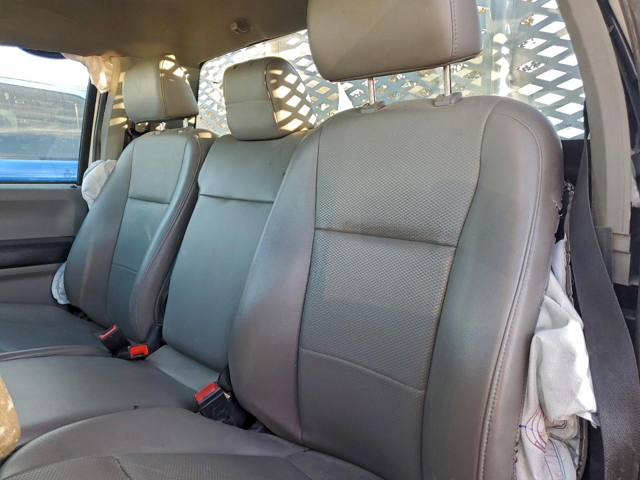 FORD F-350 SUPER DUTY